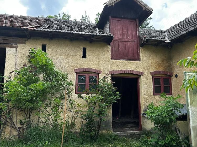 Casă cu 11 camere în Ultracentral