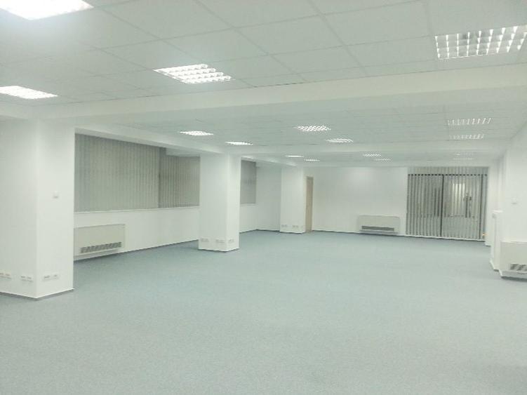 Birou, de 1,312 mp, în P-ta Presei Libere