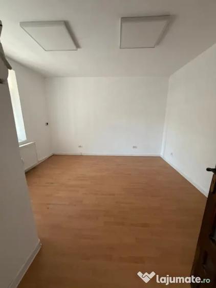 Apartament cu 2 camere decomandat în Gării