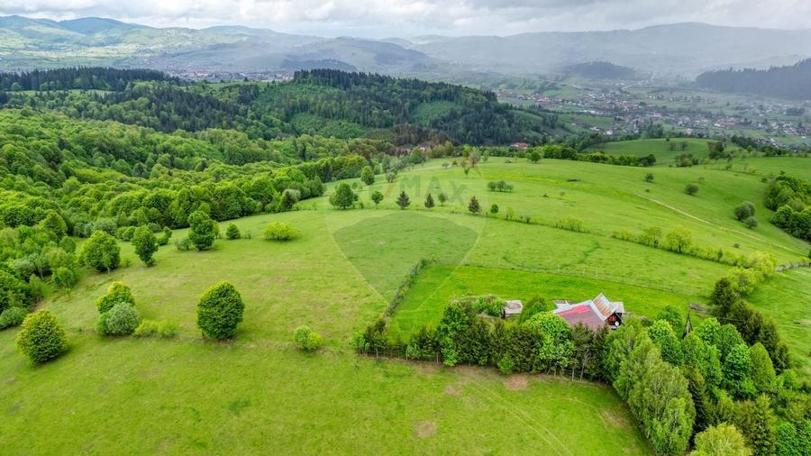 Teren extravilan de 11435 mp, în Sita Buzăului