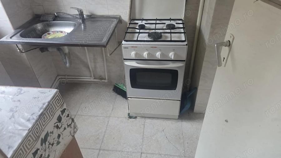 Garsonieră semidecomandată în Dacia