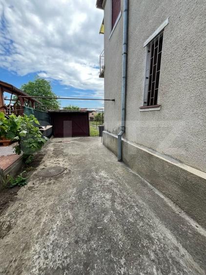 Casă individuală cu 3 camere cu Canalizare în Dâmbul Rotund