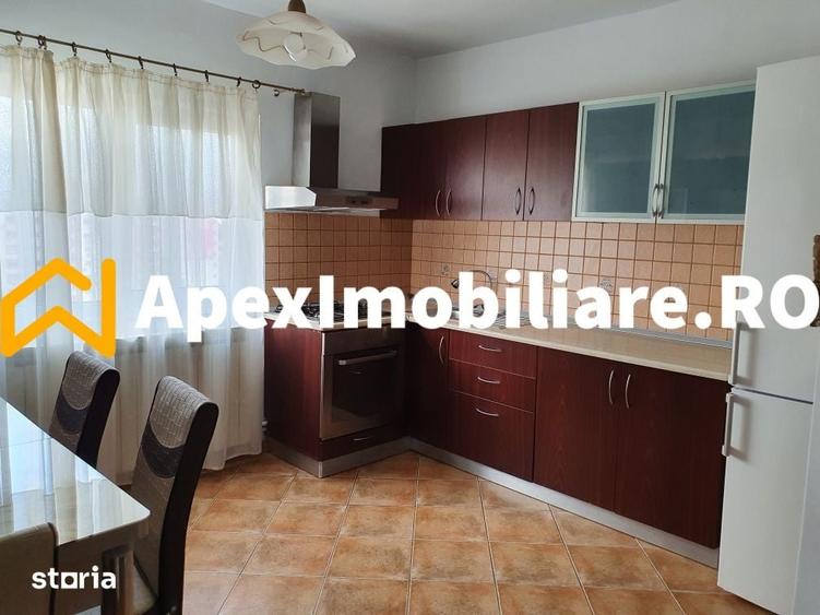 Apartament cu 3 camere decomandat, mobilat în Rahova