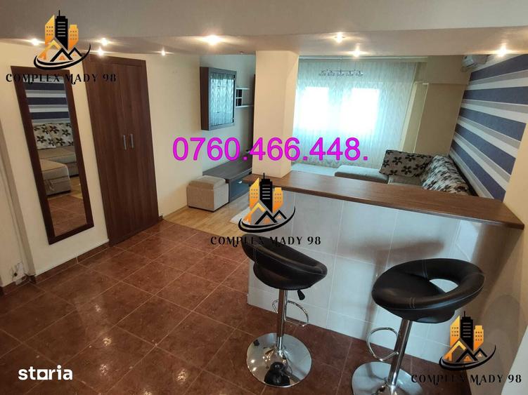 Apartament cu 3 camere decomandat în Crângași