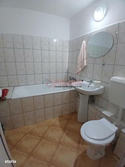Apartament cu 4 camere în Central