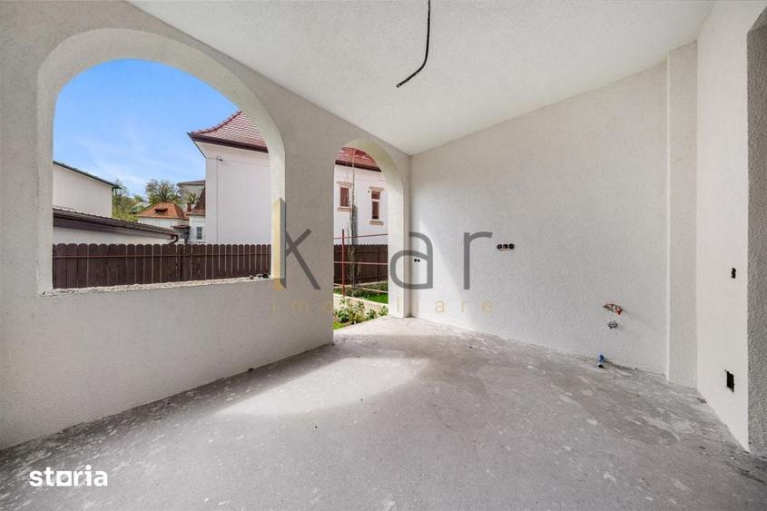 Casă cu 4 camere cu Teren 260 Mp în Gruia