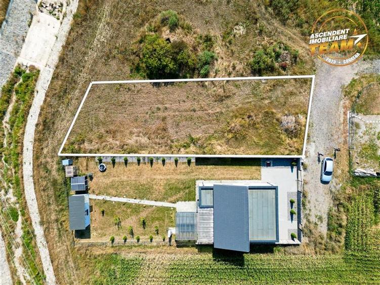 Teren Construcții intravilan de 824 mp, în Arcuș