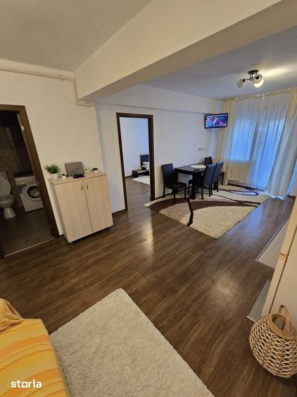 Apartament cu 2 camere decomandat în Dâmbul Rotund