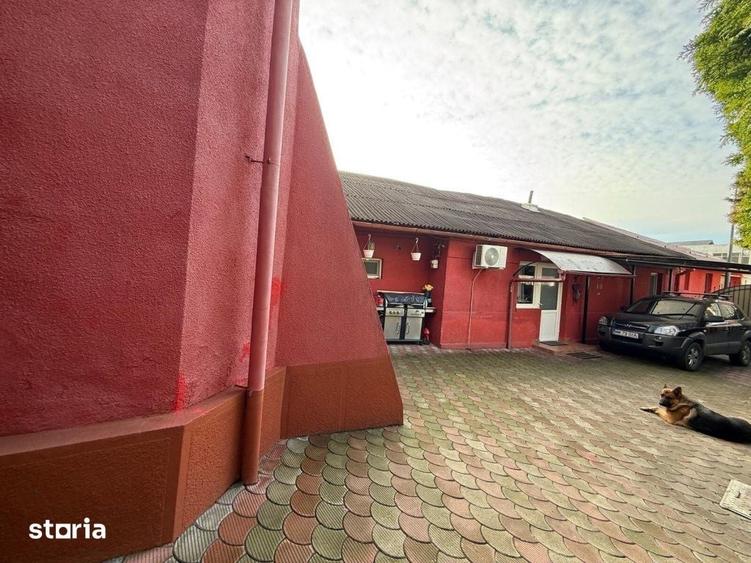 Casă cu 4 camere cu Teren 490 Mp în Central