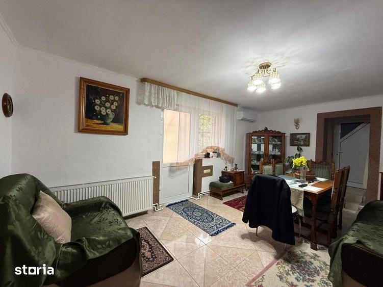 Casă cu 4 camere cu Teren 490 Mp în Central