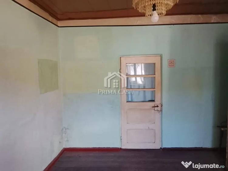 Casă cu 4 camere cu Teren 700 Mp în Dealu Viei