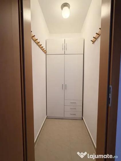Apartament cu 2 camere decomandat în Avantgarden
