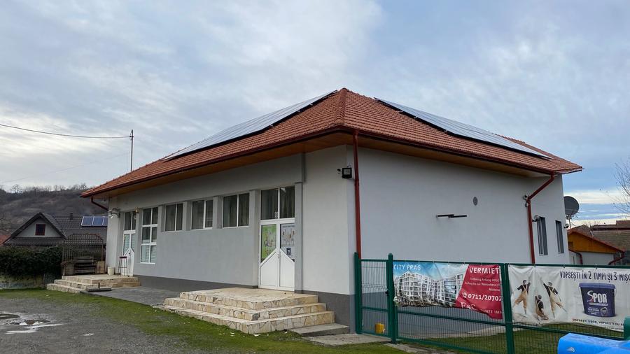 Spațiu comercial, de 404 mp, în Arduzel