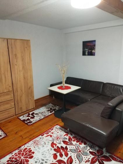 Casă cu 3 camere cu Teren 260 Mp în Central
