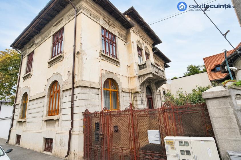 Apartament cu 2 camere în Mitropolie