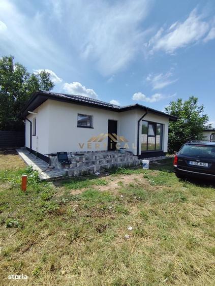 Casă cu 3 camere în Berceni
