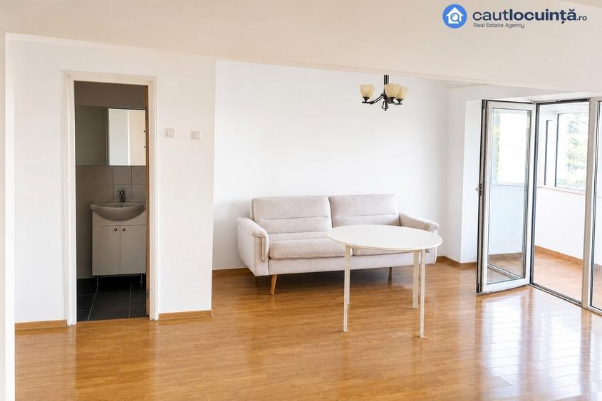 Apartament cu 3 camere în Tei