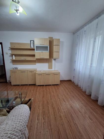 Casă cu 2 camere în Central