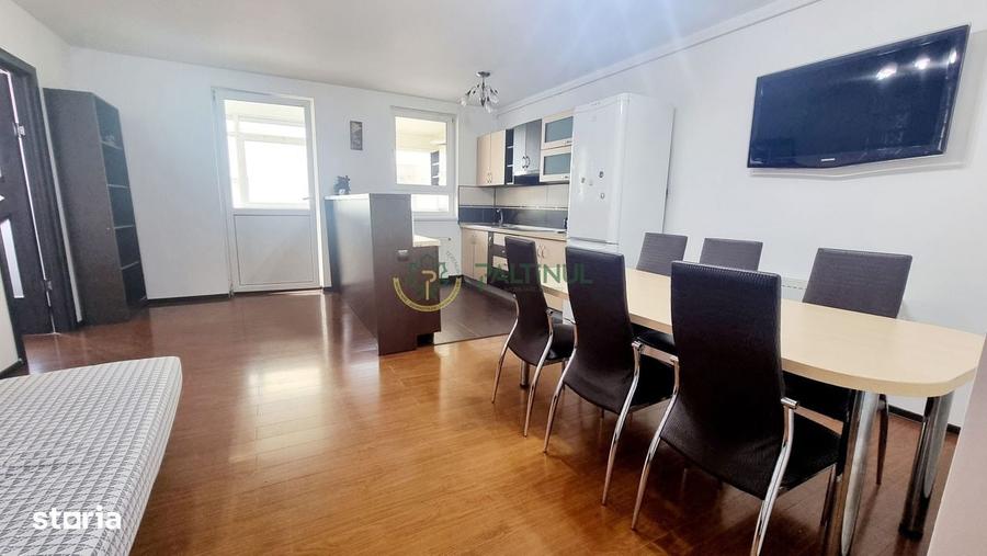 Apartament cu 4 camere decomandat în Terezian