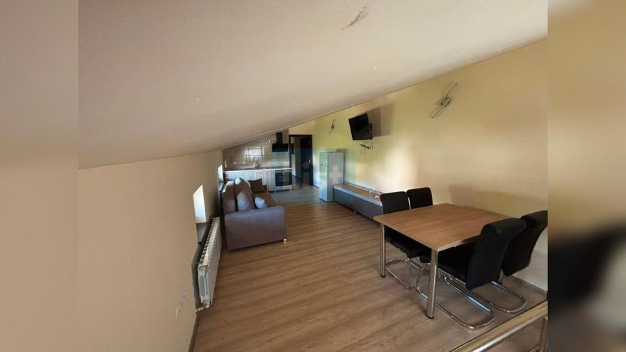 Casă cu 5 camere cu Teren 40 Mp în Central