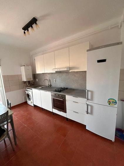 Apartament cu 2 camere decomandat în Iris