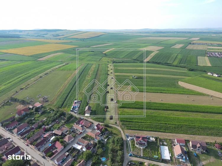 Teren de 430 mp, în Șura Mică