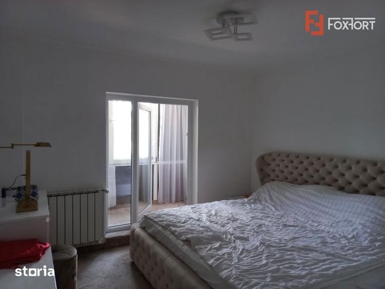 Apartament cu 4 camere semidecomandat, mobilat în Lipovei