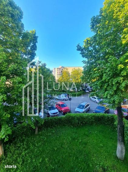 Apartament cu 3 camere decomandat în Tudor