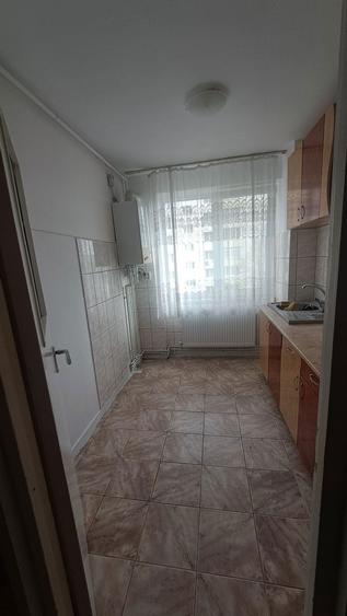 Apartament cu 2 camere semidecomandat în Exterior Vest