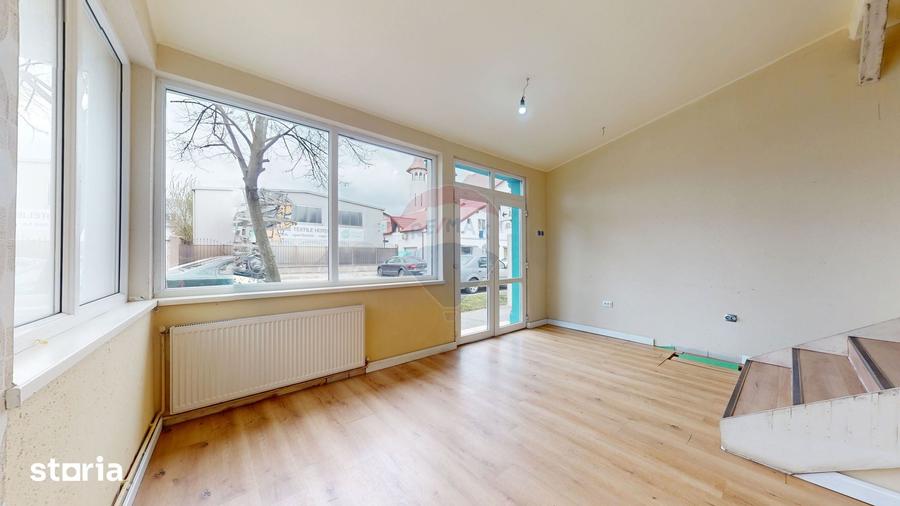 Spațiu comercial, de 84 mp, în Bartolomeu