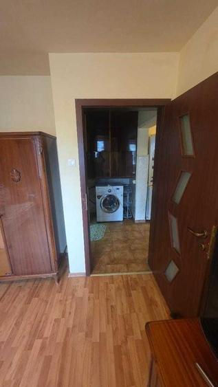 Apartament cu 2 camere decomandat în CET