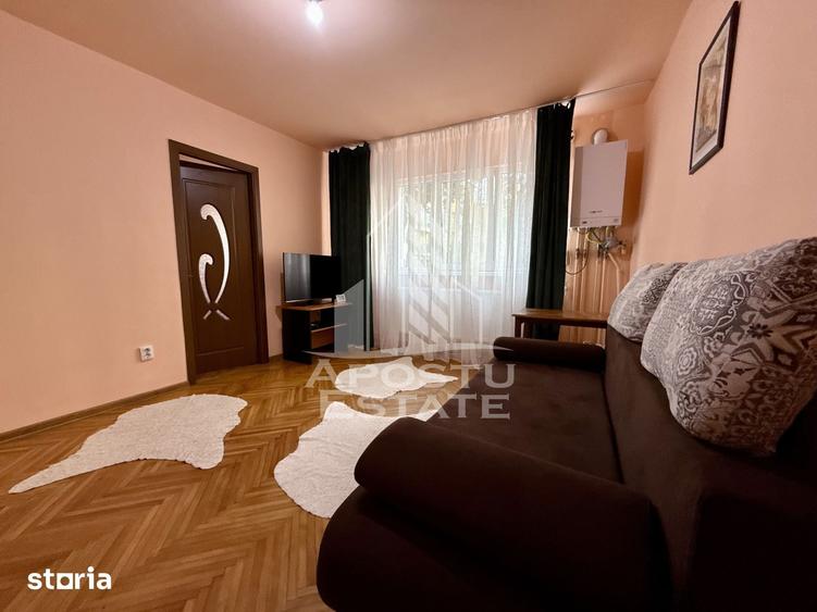 Apartament cu 2 camere nedecomandat în Soarelui