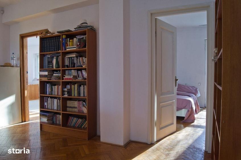 Casă cu 4 camere cu Teren 2651 Mp în Gruiu