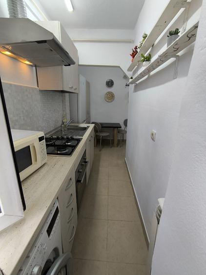 Garsonieră decomandată în Exterior Vest