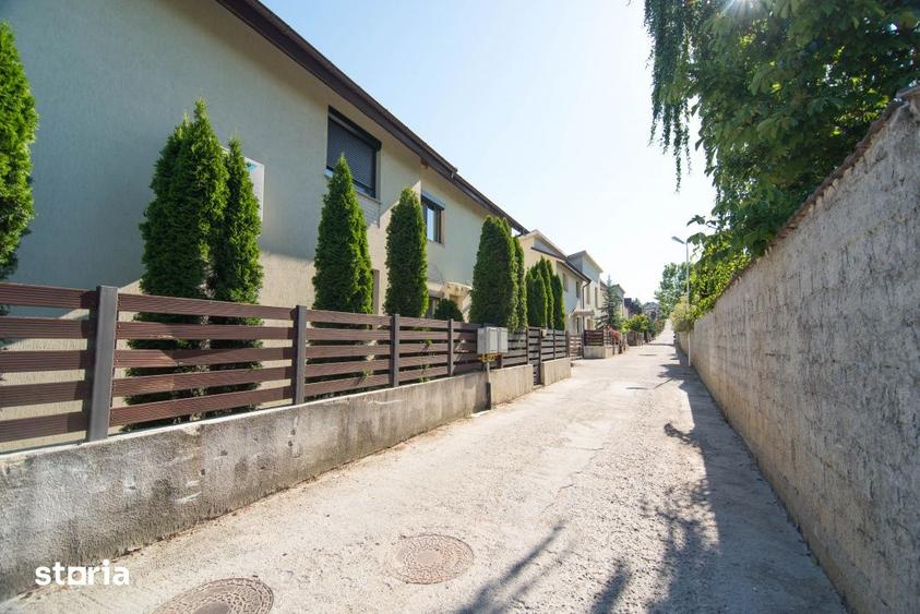 Casă cu 4 camere cu Teren 129 Mp în Trivale