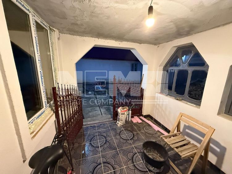 Casă individuală cu 5 camere cu Teren 1500 Mp în Marginea