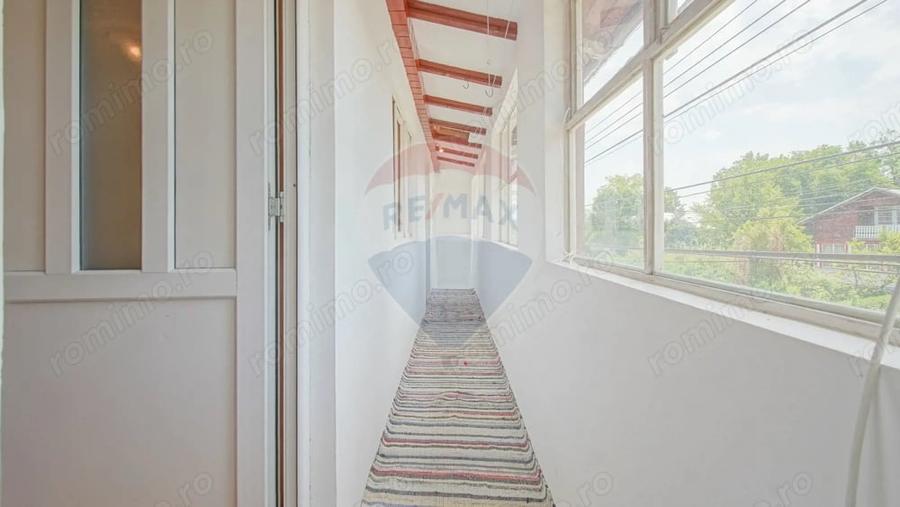 Casă cu Teren 168 Mp în Central
