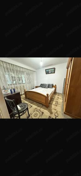Apartament cu 4 camere decomandat în Rahova