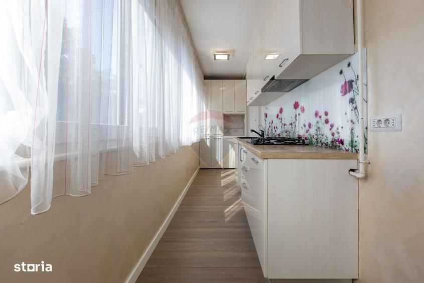 Apartament cu 3 camere decomandat în Central