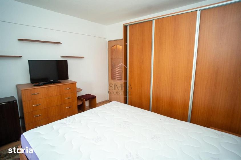 Apartament cu 3 camere decomandat în Decebal