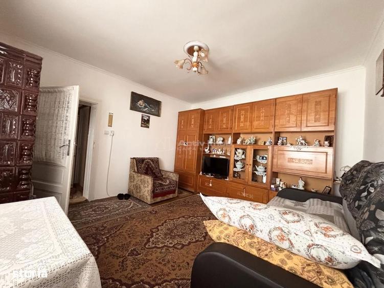 Casă cu 3 camere cu Teren 500 Mp în Central