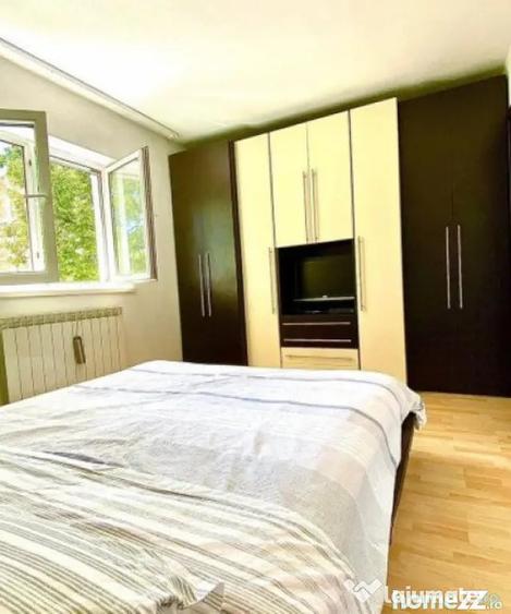 Apartament cu 4 camere decomandat în Rădăuți