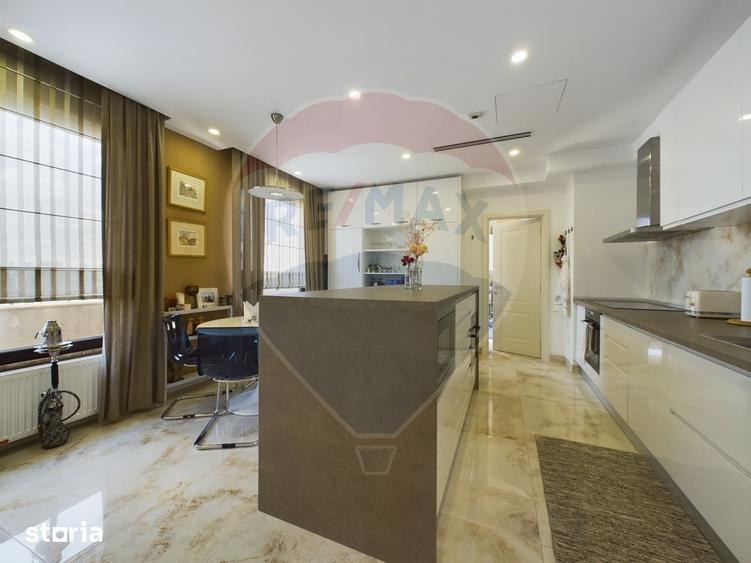 Apartament cu 4 camere, mobilat în Splaiul Independenței