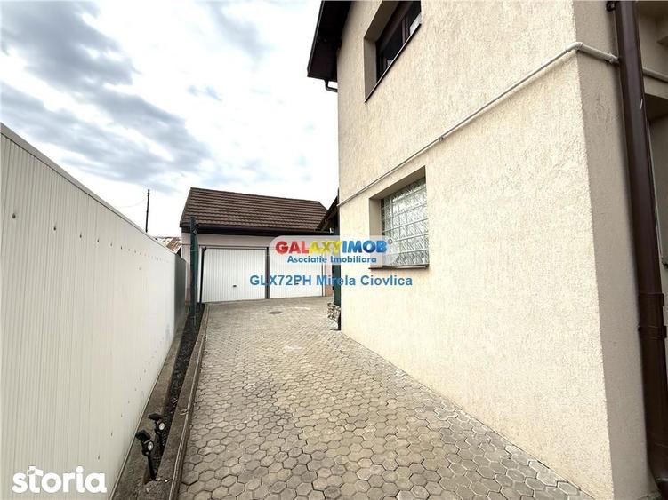 Casă cu 4 camere cu Teren 985 Mp în Central