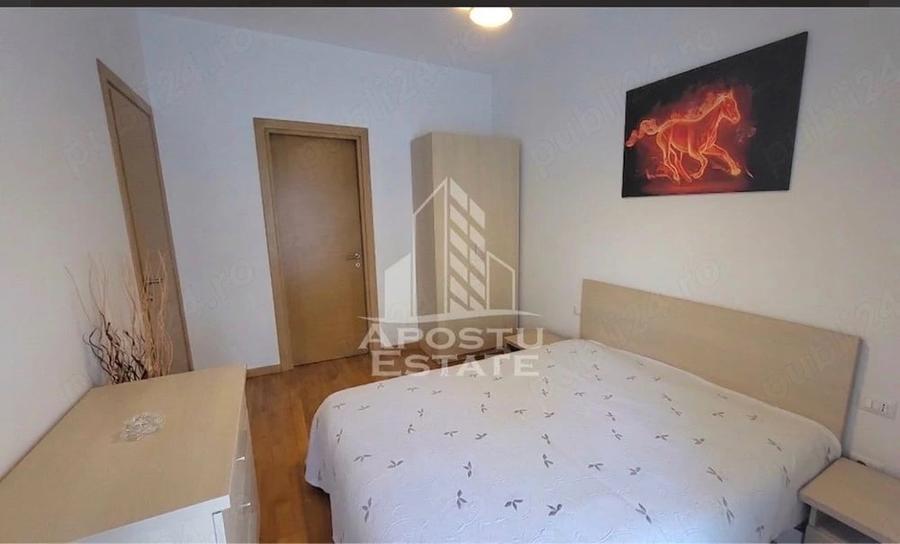 Apartament cu 3 camere semidecomandat în Exterior Vest
