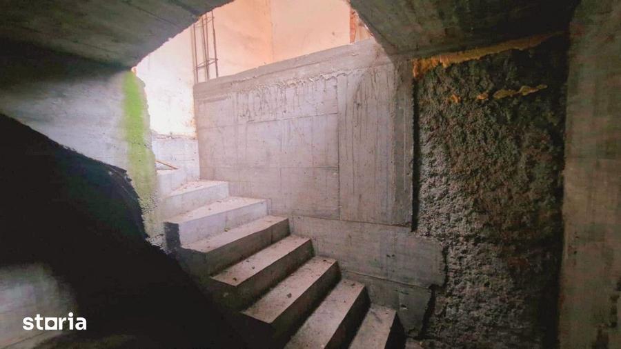 Casă cu 3 camere cu Teren 180 Mp în Eminescu