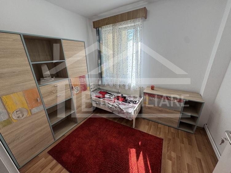 Apartament cu 3 camere,  decomandat, 54 mp, zona E-ON - 6
