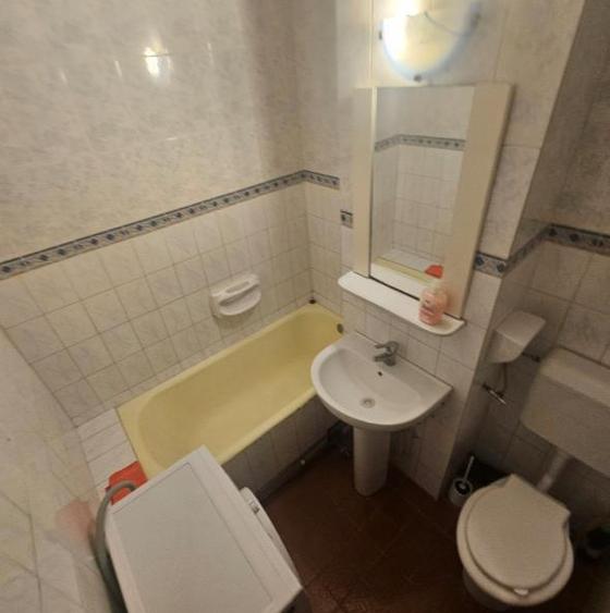 Garsonieră semidecomandată în Bartolomeu