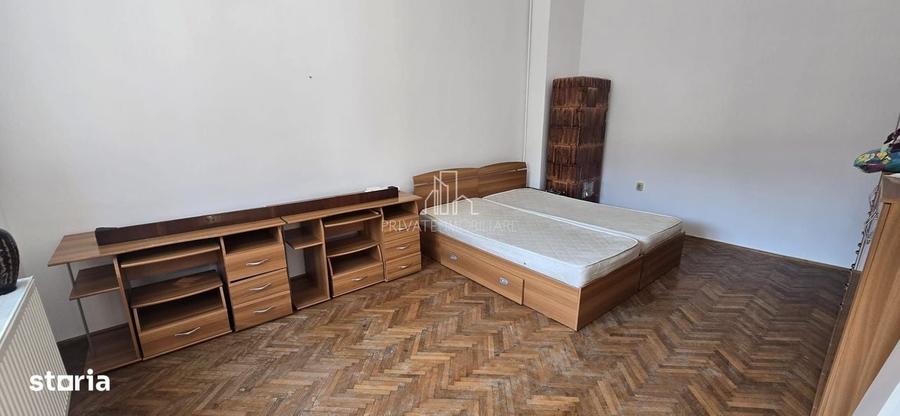 Casă cu 4 camere în 7 Noiembrie