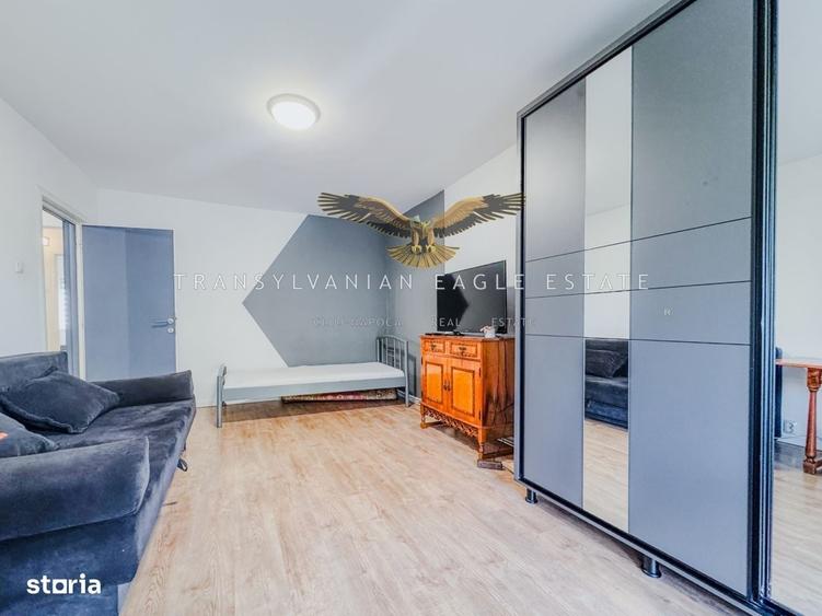 Apartament cu 3 camere decomandat în Central